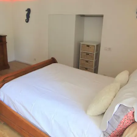 Coppet Apartment *